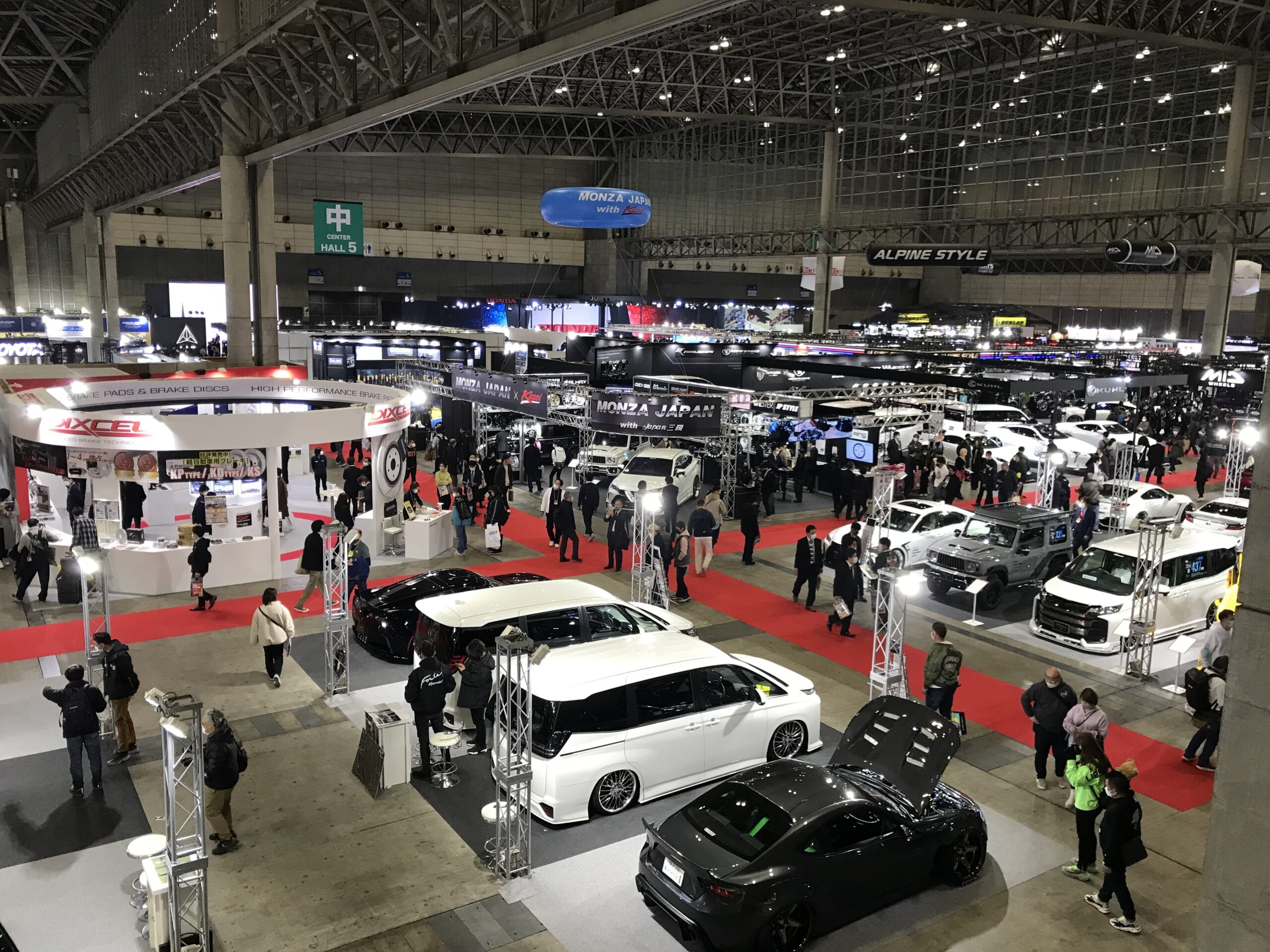 東京オートサロンへSUVカスタム店が出店しました！😄